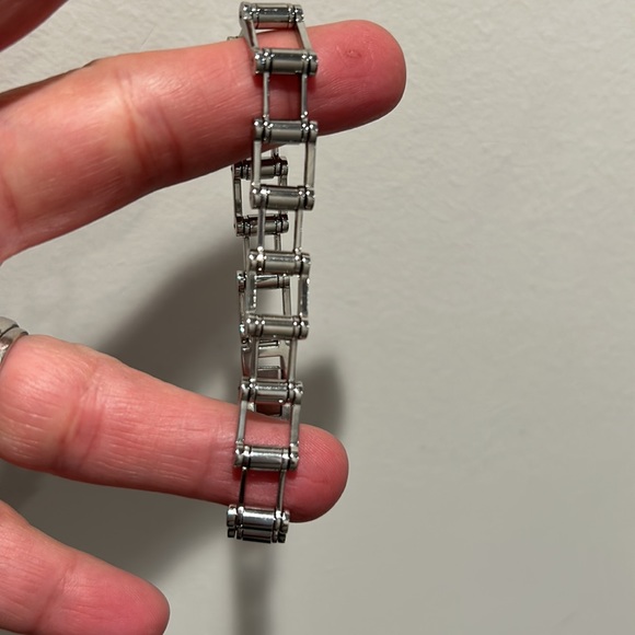 Polished Stainless Steel Bike Chain Link Bracelet - Picture 4 of 14